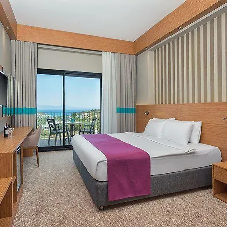 Otel Ayayorgi By T